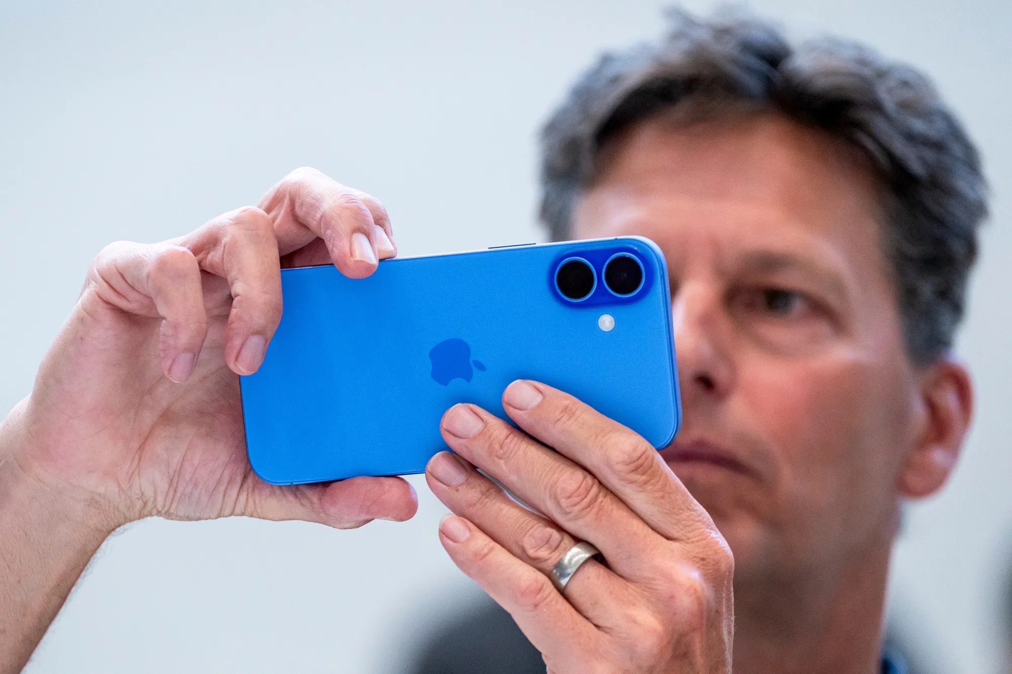 Apple: tryb kamery Siri z Visual AI