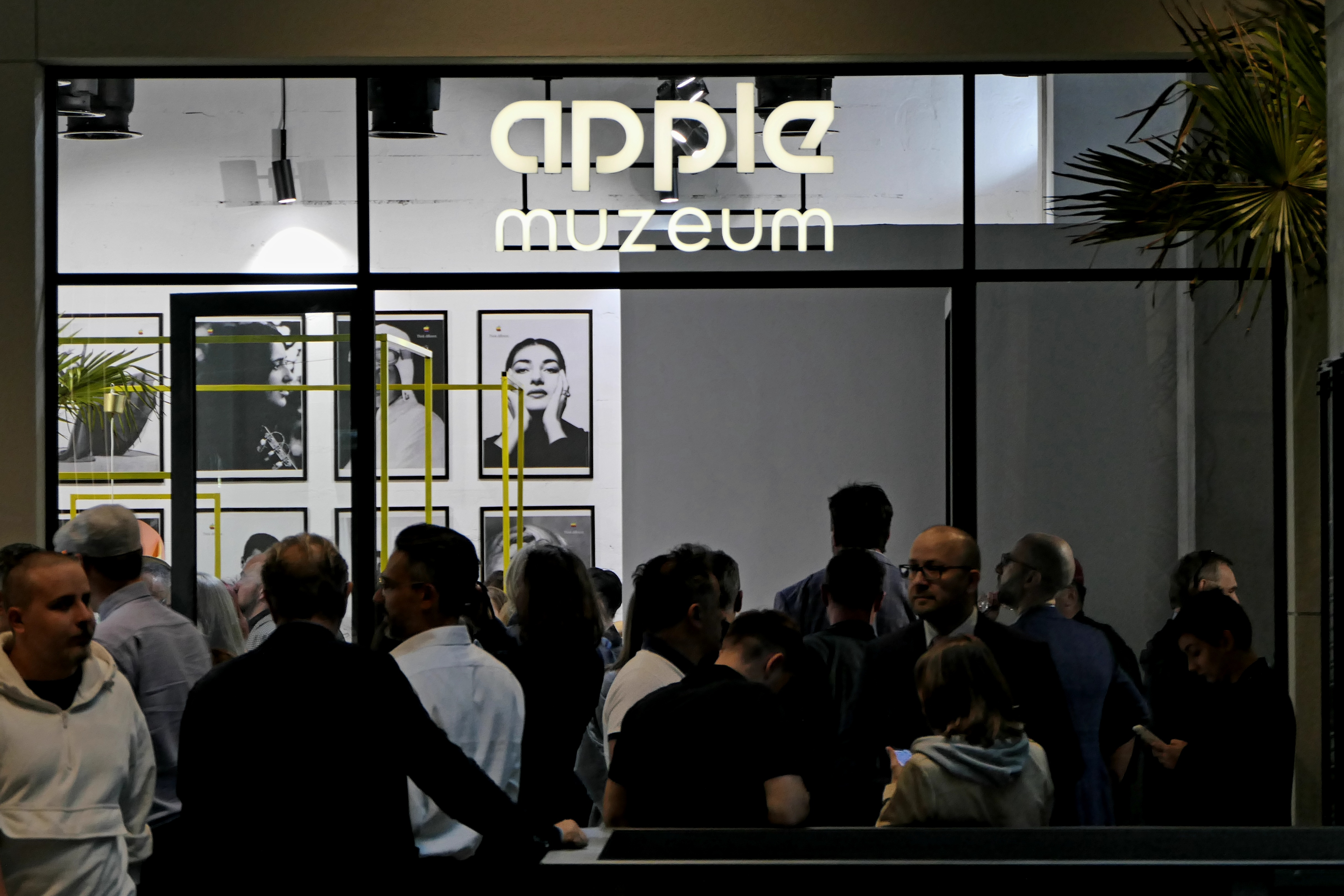 Cudze chwalicie, swego nie znacie